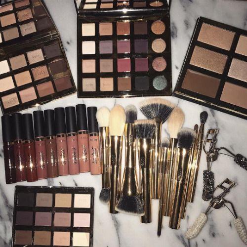 CLINIQUE All About Shadow 8-Pan Palette  for wholesale