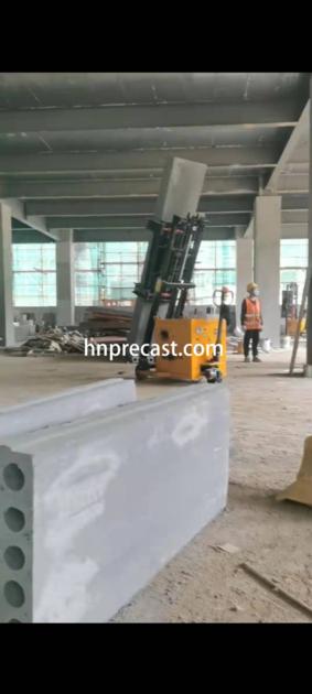 Hydraulic Wall Panel Installation Machine
