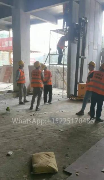 Hydraulic Wall Panel Installation Machine