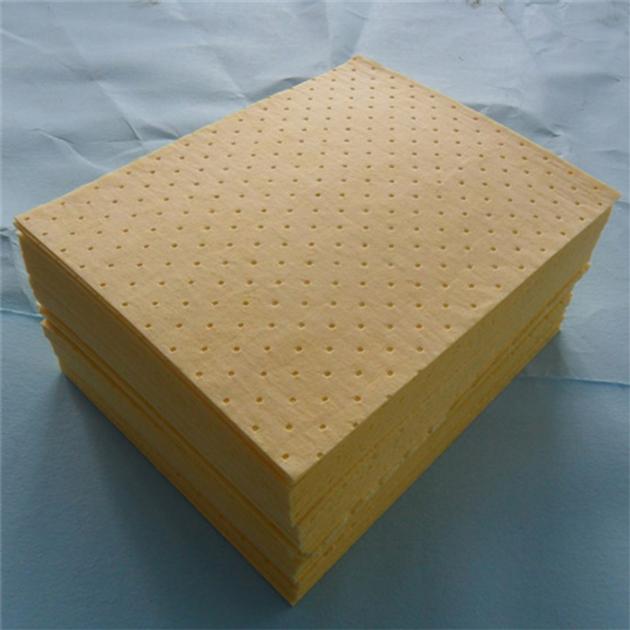 yellow chemical absorbent boom for zinc