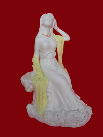 porcelain statues--prorcelain beauty