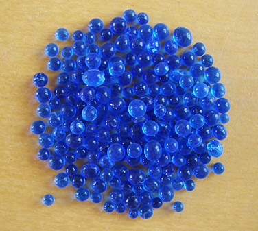 Silica  gel  beads White,blue or orange ball