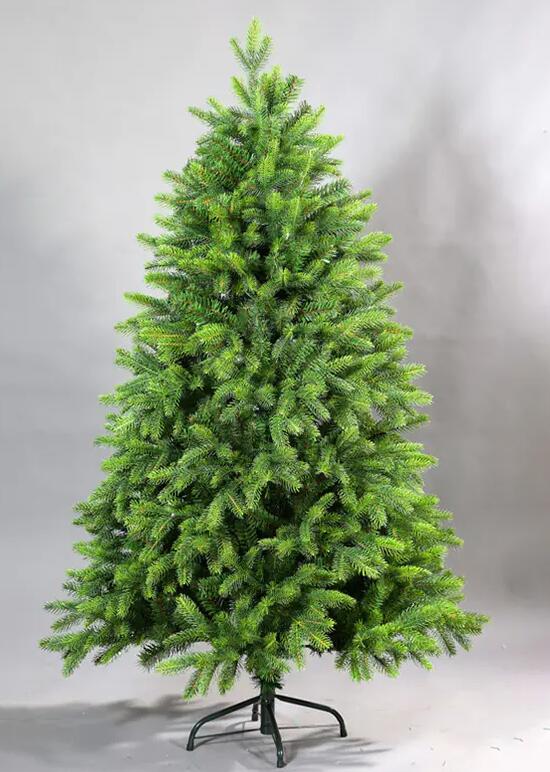 NORMAL CHRISTMAS TREE 9A3A8664