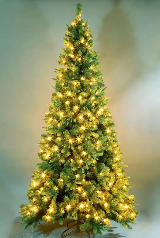 NORMAL CHRISTMAS TREE 9A3A8713