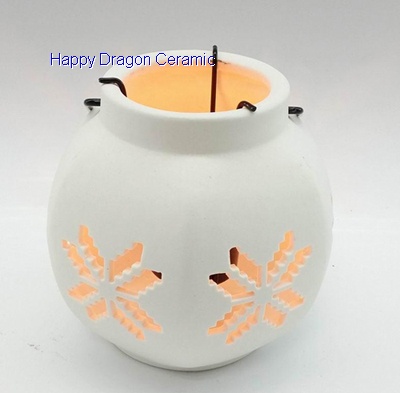 This Small Six Corner ceramic candle lantern with snow cutting, candle light, tea light holders