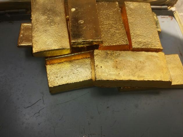 AU Gold Bar Dust Diamonds