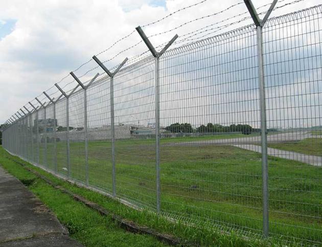 Top Roll Fence