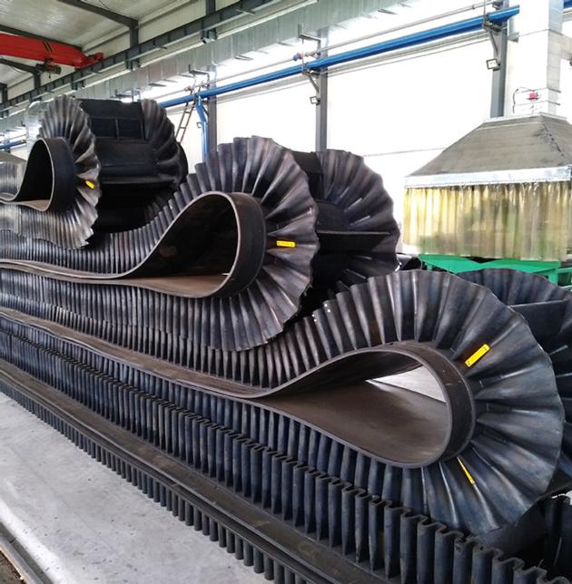 Steep Angle Sidewall Conveyor Belt