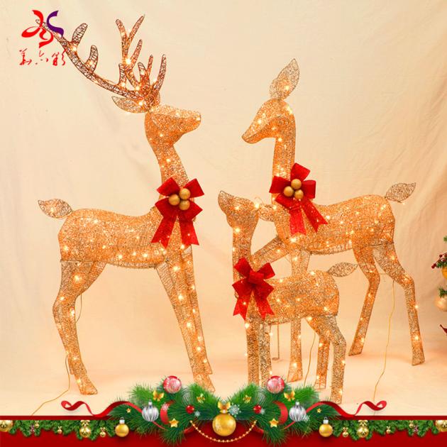 LED Outdoor Indoor Reindeer Family Set