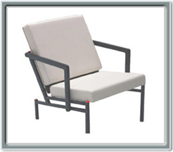 EKA Line Sofa