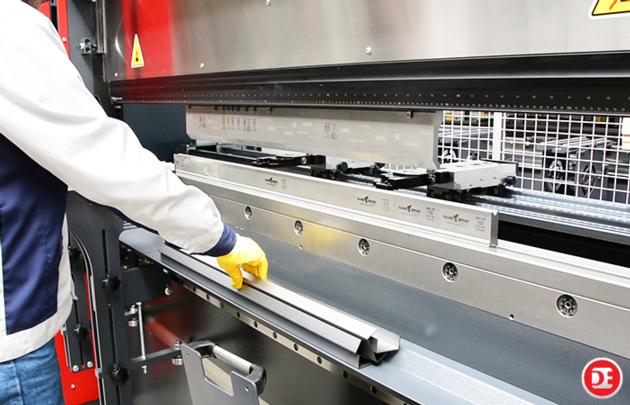 Servo Electric Press Brake