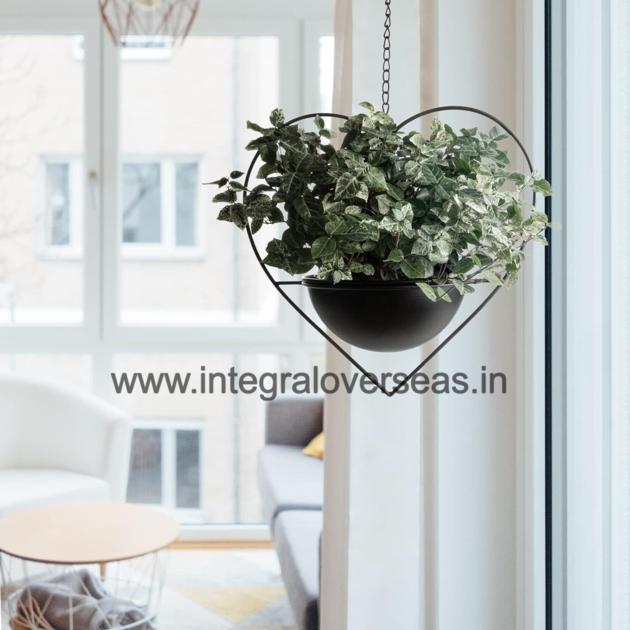 Metal Hanging Planter