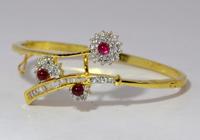 A D romantic bracelet