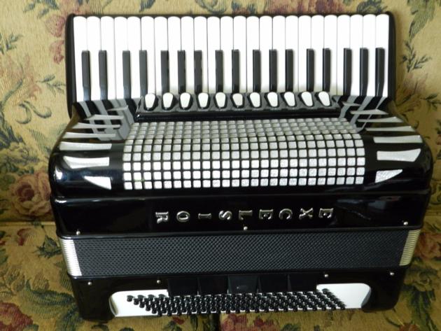Scandalli Piano Accordion Polifonico Xiv Dlm Black---3000$