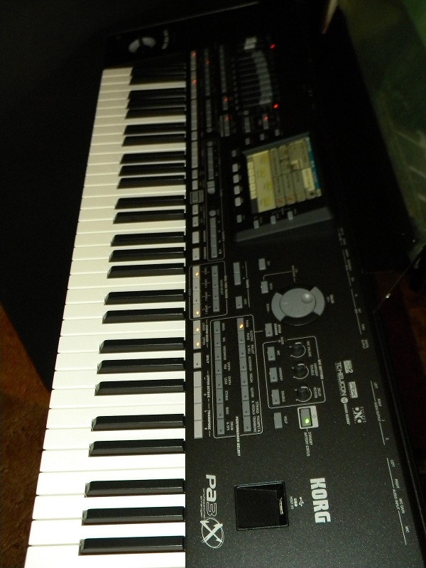 Korg PA3X 76 Key Keyboard Music