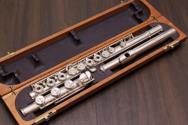 POWELL CONSERVATOR Total Silver Made Flute----3500$