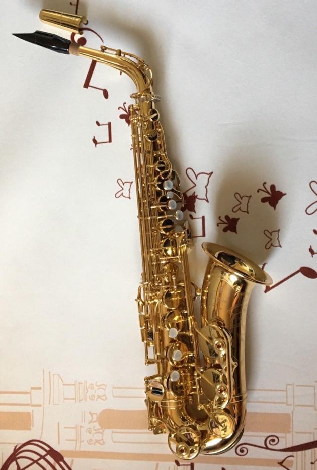 Yamaha YAS-82ZII Custom Z Alto Saxophone ------2000$