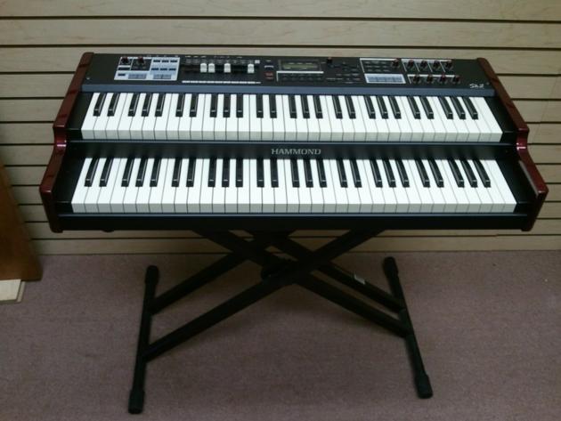 hammond SK 2 organ------1900$