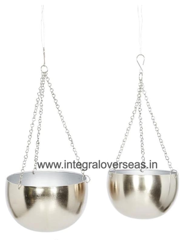 metal hanging planter
