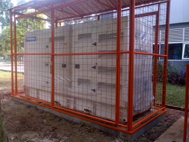 Kerangkeng Genset