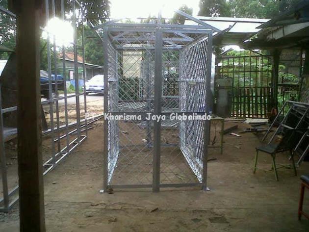 Kerangkeng Genset PT Kharisma Jaya Globalindo