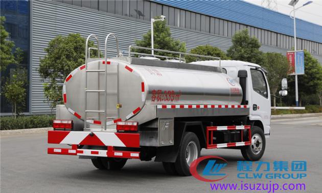 Dongfeng 5000 Liters Milk Truck