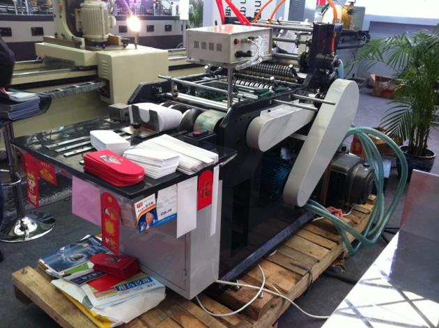 Automatic Chopsticks Pocket Making Machine MODEL