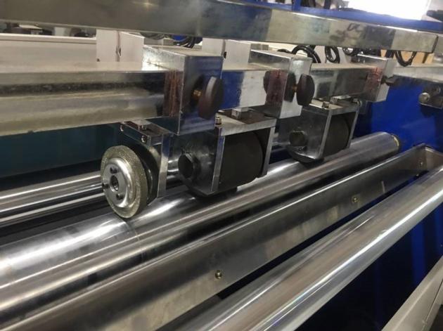 Improved Automatic Laminating Machine Model YFMA