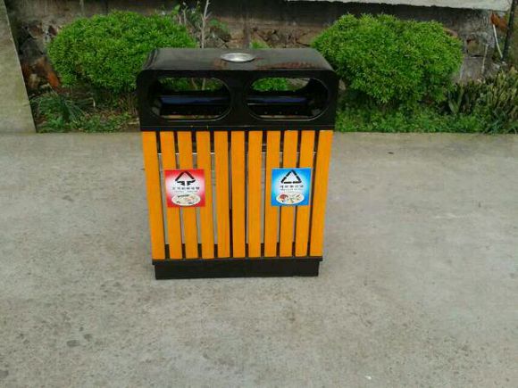 Hot Sale WPC Outdoor Trash Bin