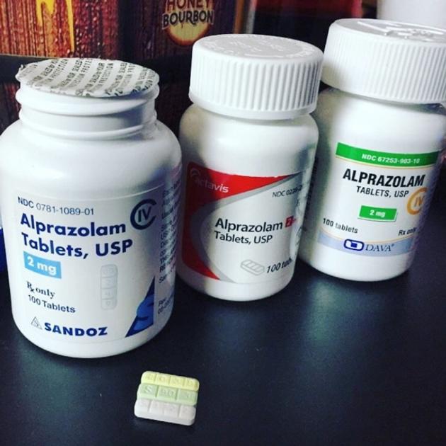 XANAX 2MG, OXYCODONE 30,40MG PAIN KILLER PILLS ONLINE