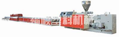 Wood-plastic co-extrusion line