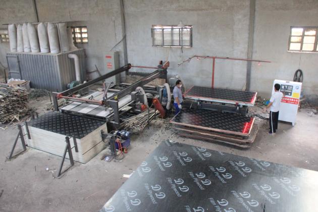 Plywood Edge Cutting Machine