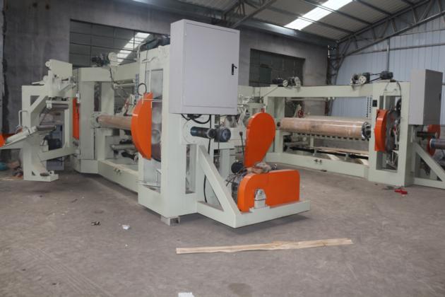 Face Veneer Spindle Veneer Peeling Machine