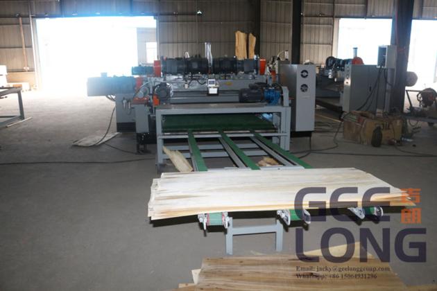 Spindleless Veneer Peeling Machine
