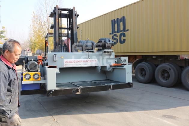 Spindleless Wood Debarker Machine