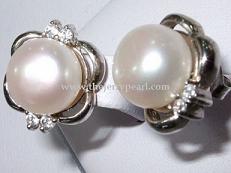 freshwater pearl earrings