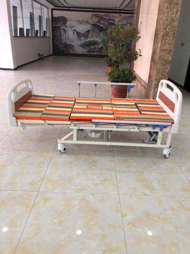 Two Cranks Manual Hospital Bed For