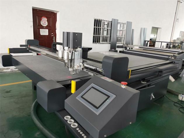 Aoke DCZ7X Flatbed Cutter Plotter Carton