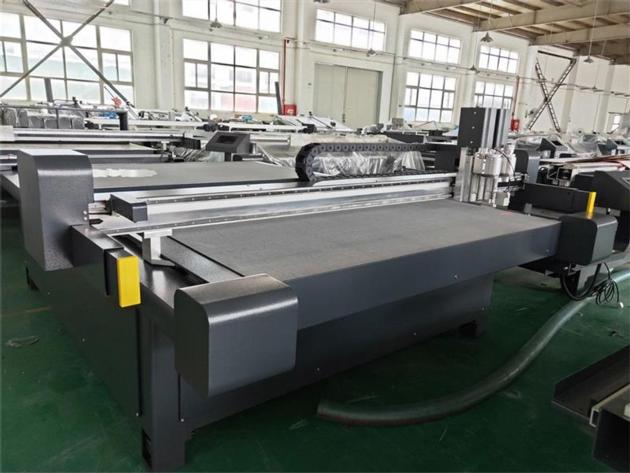 Aoke DCZ7X Flatbed Cutter Plotter Carton