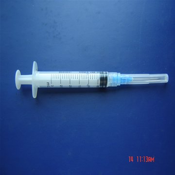 hypodermic disposable syringes