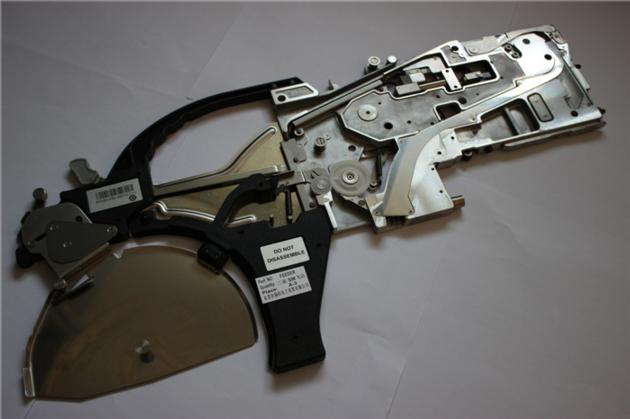 Samsung SM421 8X4MM Feeder With Small