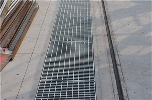 truck load drainage steel grating cover supplier in China