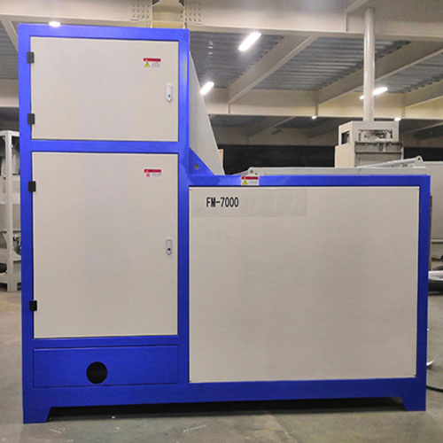 Multipurpose fiber feeder for road construction