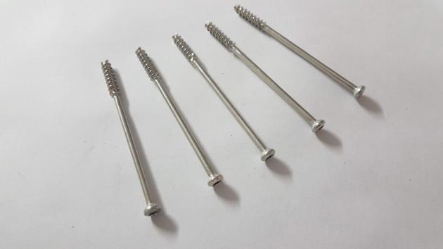  Cannulated Cancellous Orthopedic Screw 4.0mm Short Thread