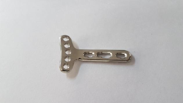Locking Extra Articular Small T-Plate Right Angled 2.7mm (Head 5 Holes) Orthopedic Locking Impla