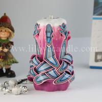 carving candle