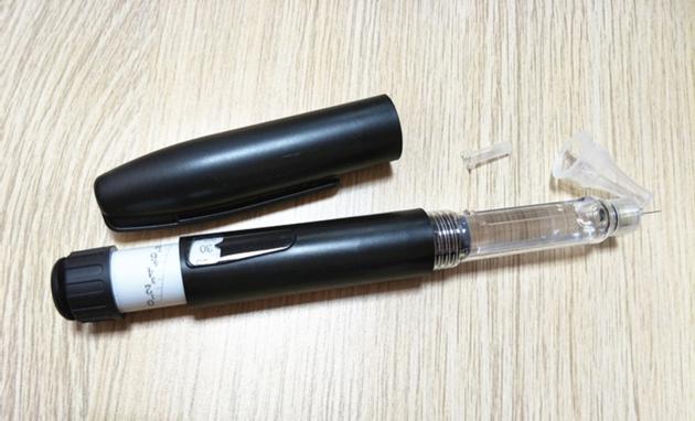 Plastic Diabetes Injection Pen