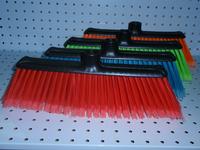 BLACK HEAD BROOM, DIFFERENCE COLOR FIBER, PC31018B