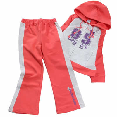 girl's kintted suit