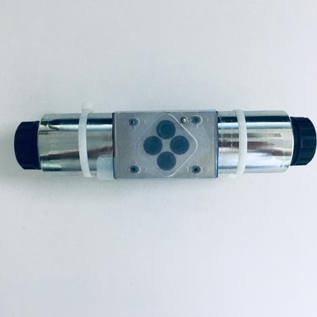 Rexroth Solenoid Valve R978017766 4WE 6
